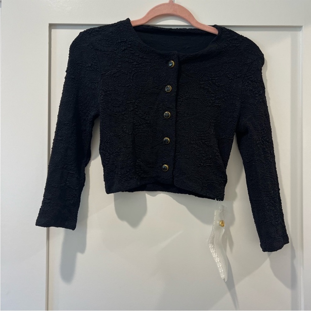 black button up textured cardigan